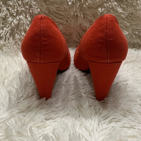 Cooperative Kitten Heels - Picture 5 of 6